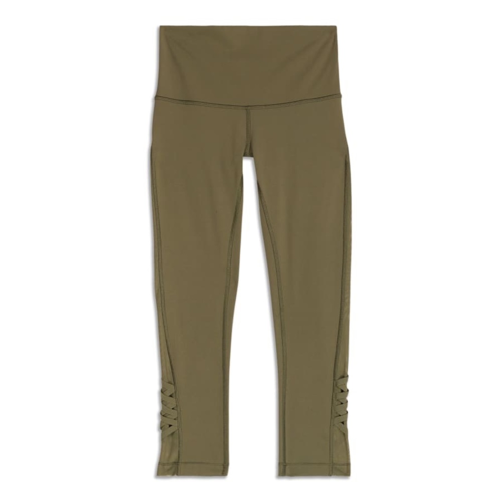 NWOT Lululemon minimalist crop. Fatigue green. Size 6